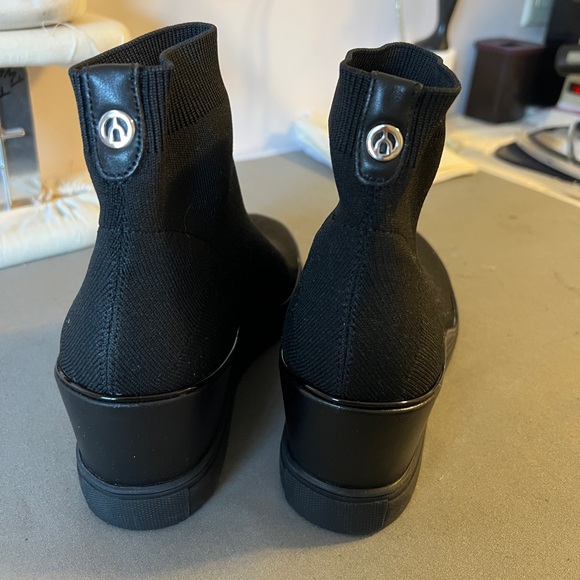 Wishbone ankle boots - Picture 3 of 5